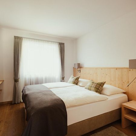 Hotel Grien オルティゼーイ エクステリア 写真