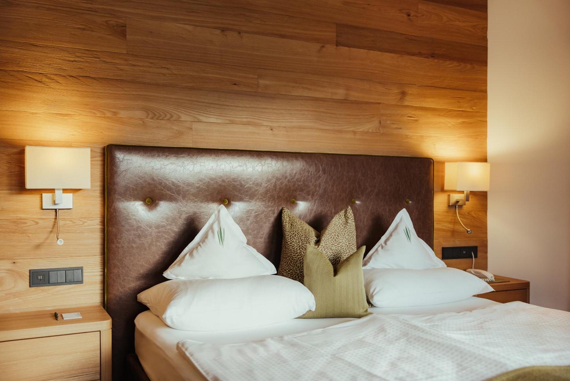 Hotel Grien オルティゼーイ エクステリア 写真