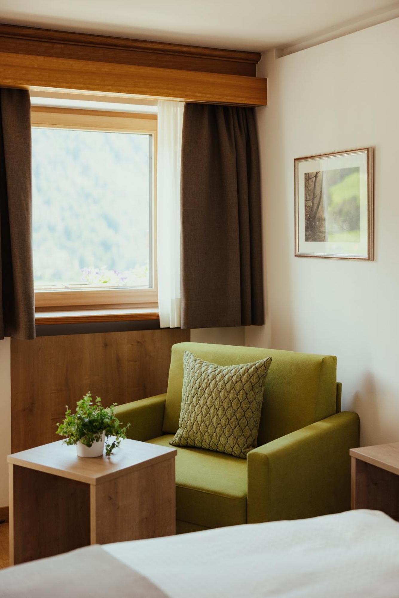 Hotel Grien オルティゼーイ エクステリア 写真
