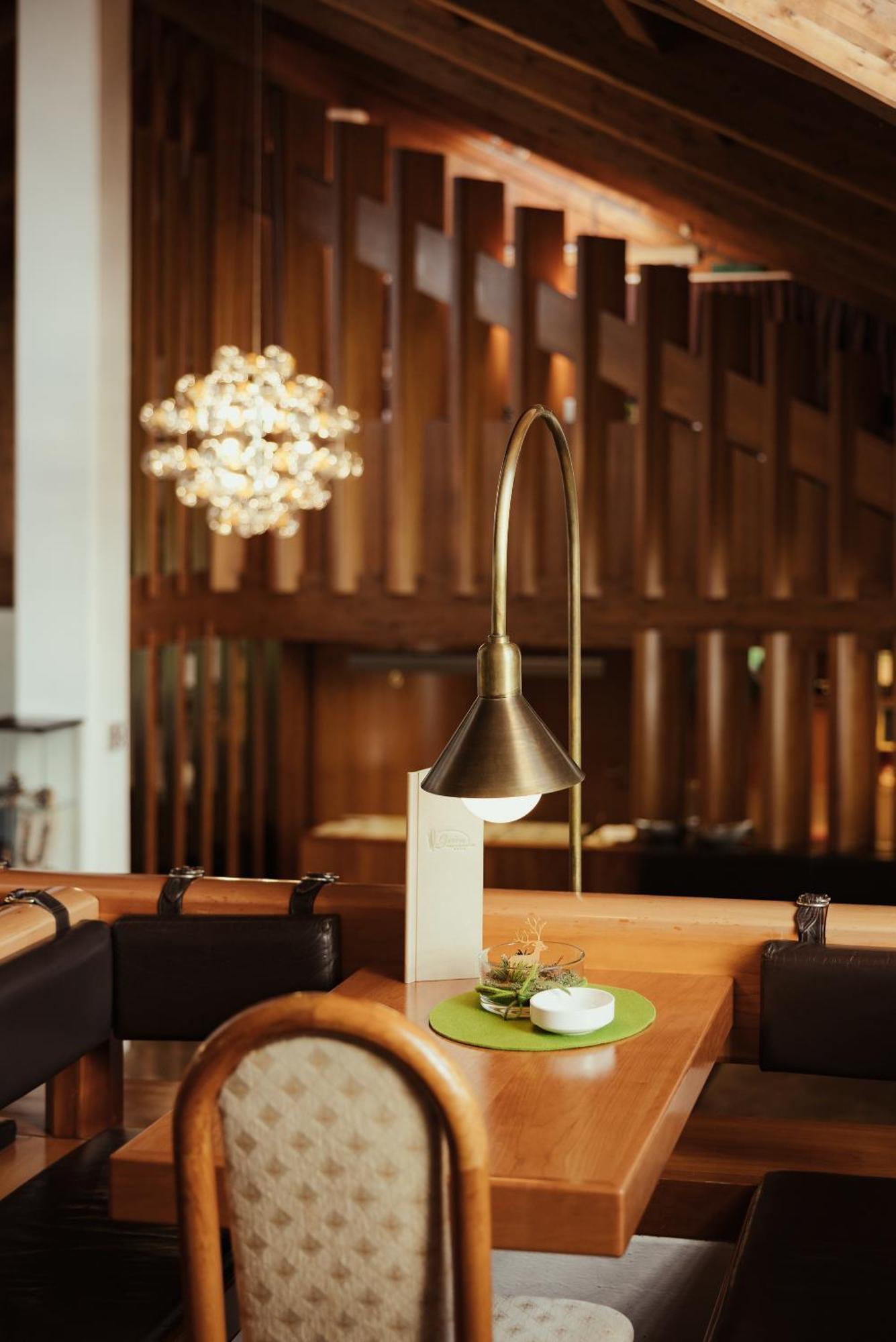 Hotel Grien オルティゼーイ エクステリア 写真